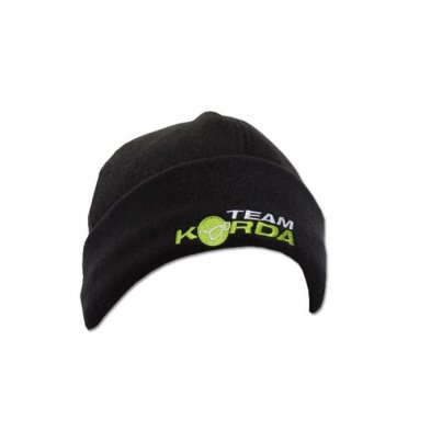 Korda Čepice Black Fleece Hat Bright Logo