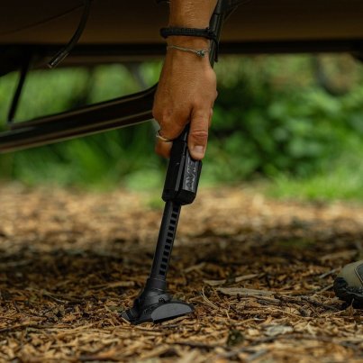 Avid Carp Lehátko se spacákem Benchmark Ultra Standard System