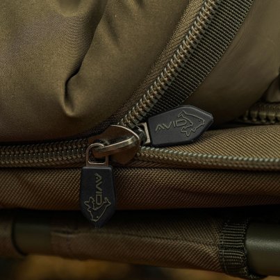 Avid Carp Lehátko se spacákem Revolve System