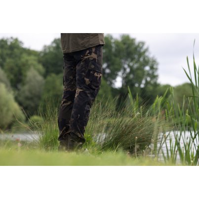 Korda Kalhoty Original Kombats Dark Kamo