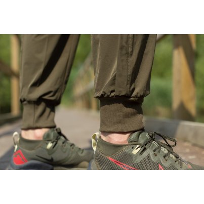 Korda Tepláky Ultralite Joggers Black vel. XXXL