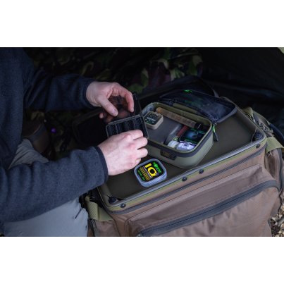 Korda Taška Compac Framed Carryall Small