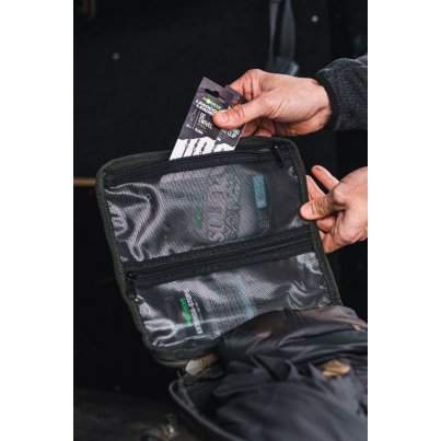 Korda Taška Compac Utility Bag Large Dark Kamo