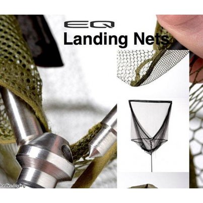 Trakker Podběrák EQ Carbon Landing Net Olive Mesh